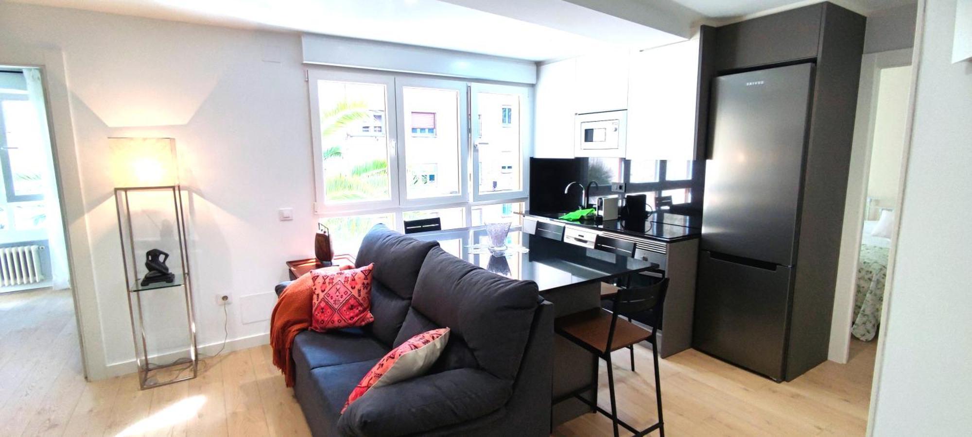 Moderno, Luminoso Y Exterior En Calle Peatonal Appartement *
