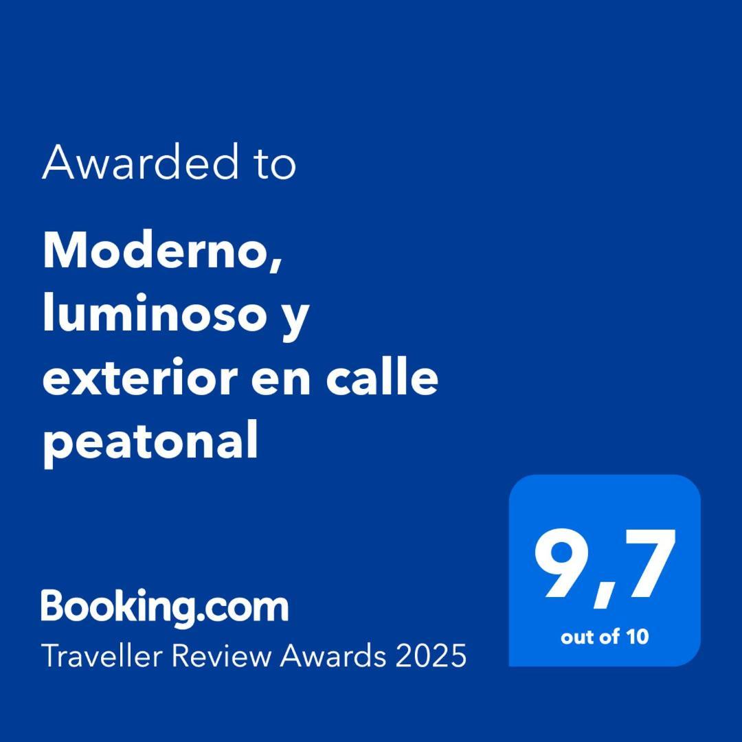 Moderno, Luminoso Y Exterior En Calle Peatonal Apartment